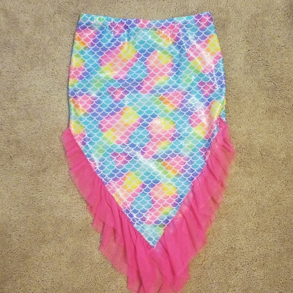 🧜‍♀️Girls bathing suit and bottom cover-up🧜‍♀️ - Picture 4 of 5